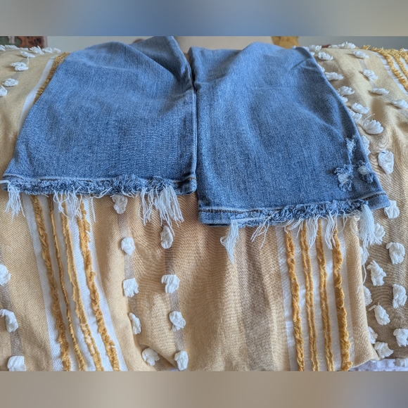 🆕Judy Blue🩵💙"Boyfriend" Jean - Picture 8 of 8